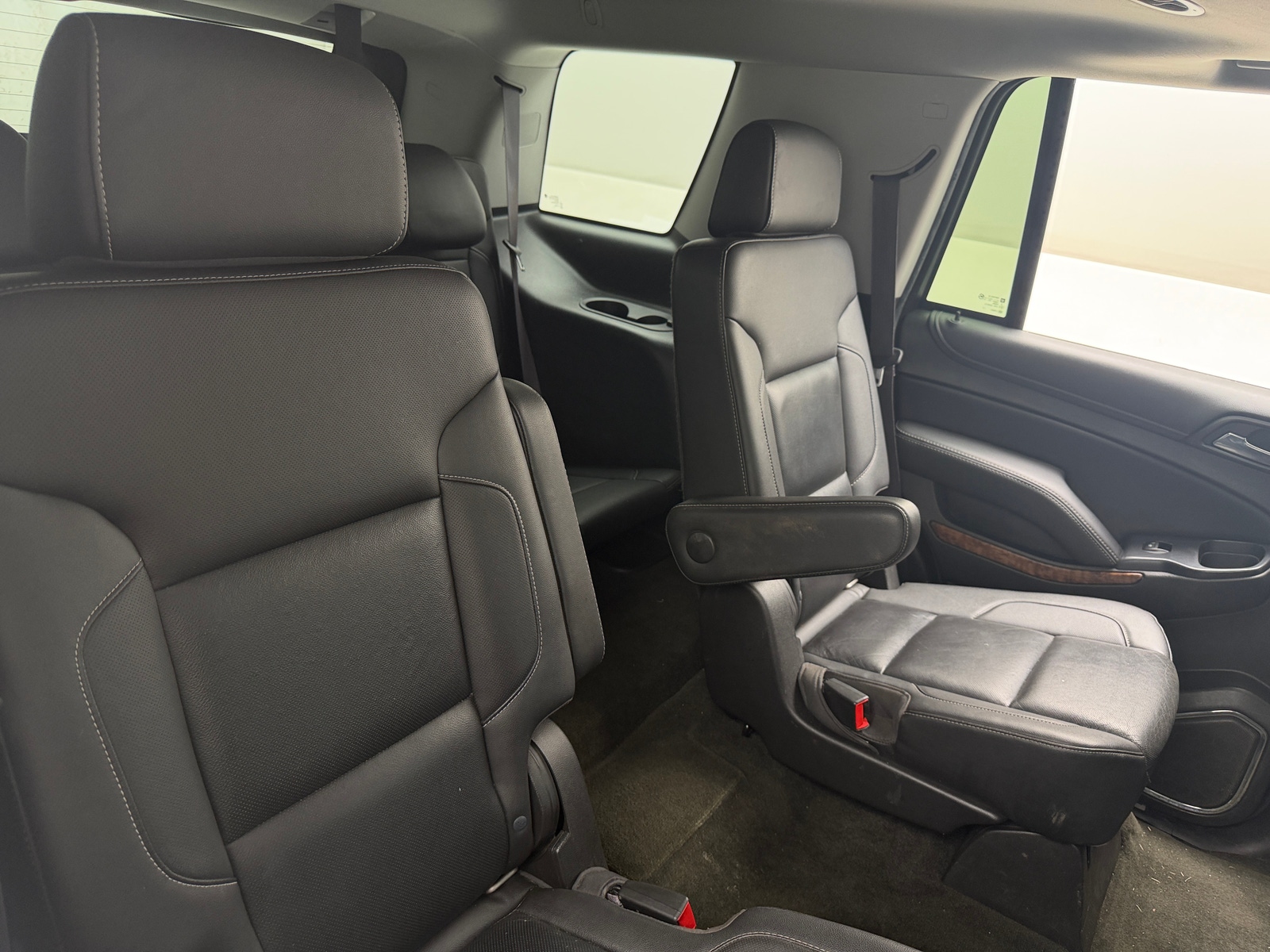 Thumbnail: 2017 Chevrolet Tahoe - 5