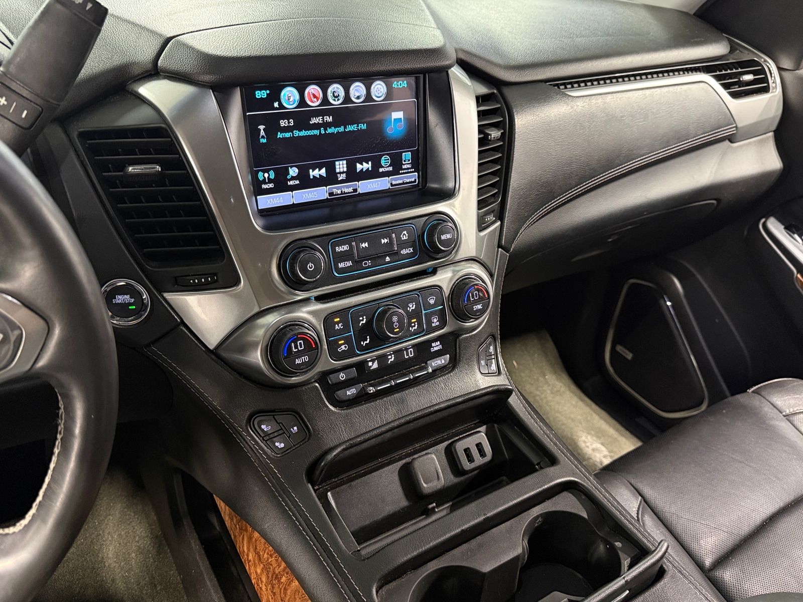 Thumbnail: 2017 Chevrolet Tahoe - 3