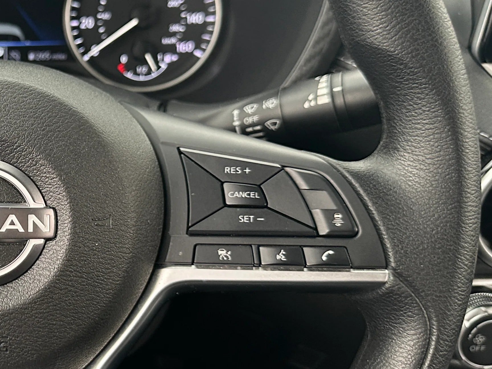 2025 Nissan Sentra SV - Photo 13