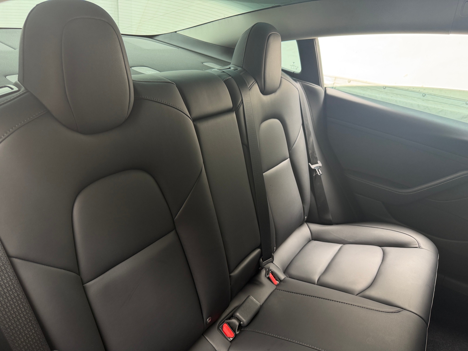 Thumbnail: 2022 Tesla Model 3 - 5