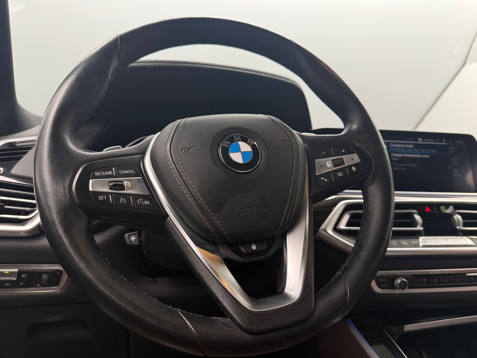 Thumbnail: 2021 BMW X5 - 4