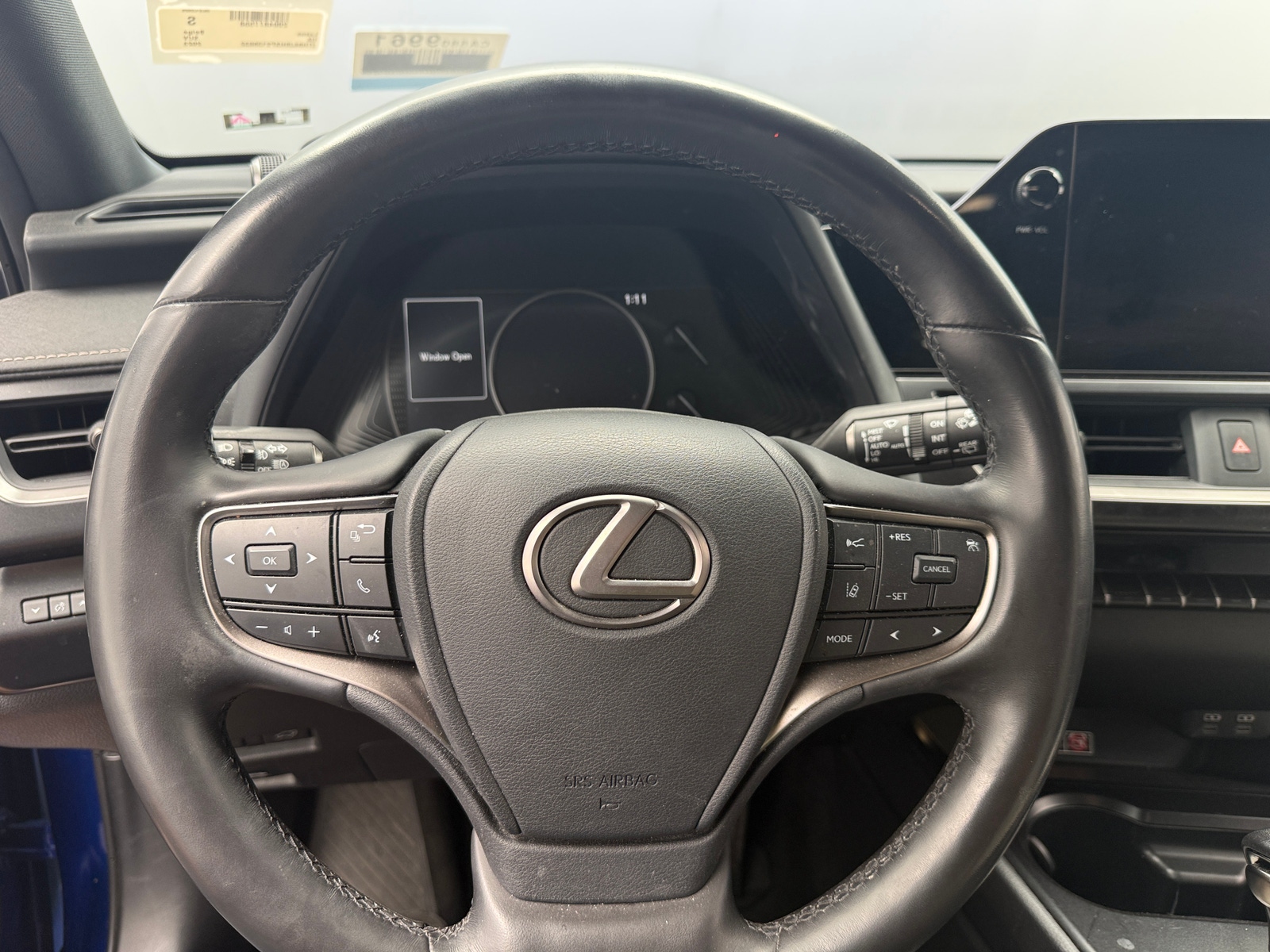 Thumbnail: 2023 Lexus UX - 4