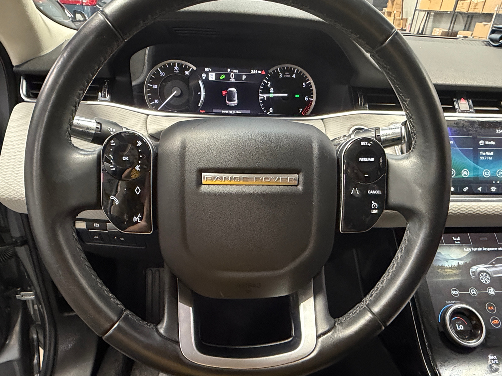 Thumbnail: 2020 Land Rover Range Rover Evoque - 4
