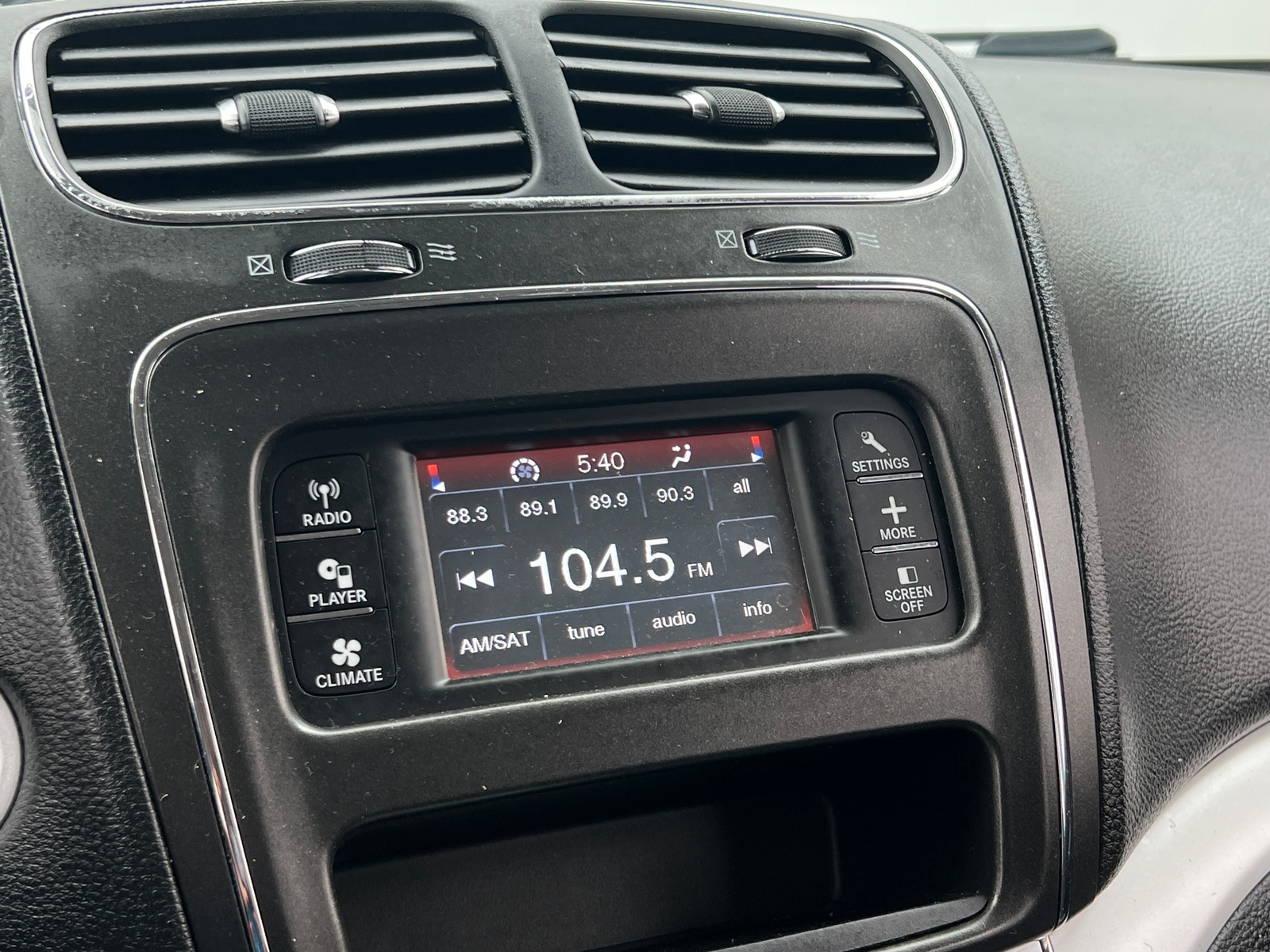 Thumbnail: 2017 Dodge Journey - 4
