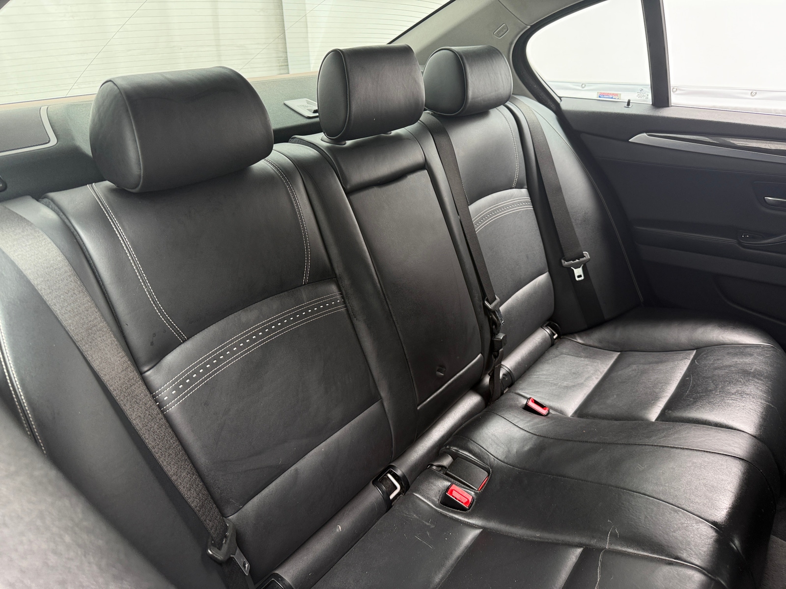 Thumbnail: 2015 BMW 5 Series - 5