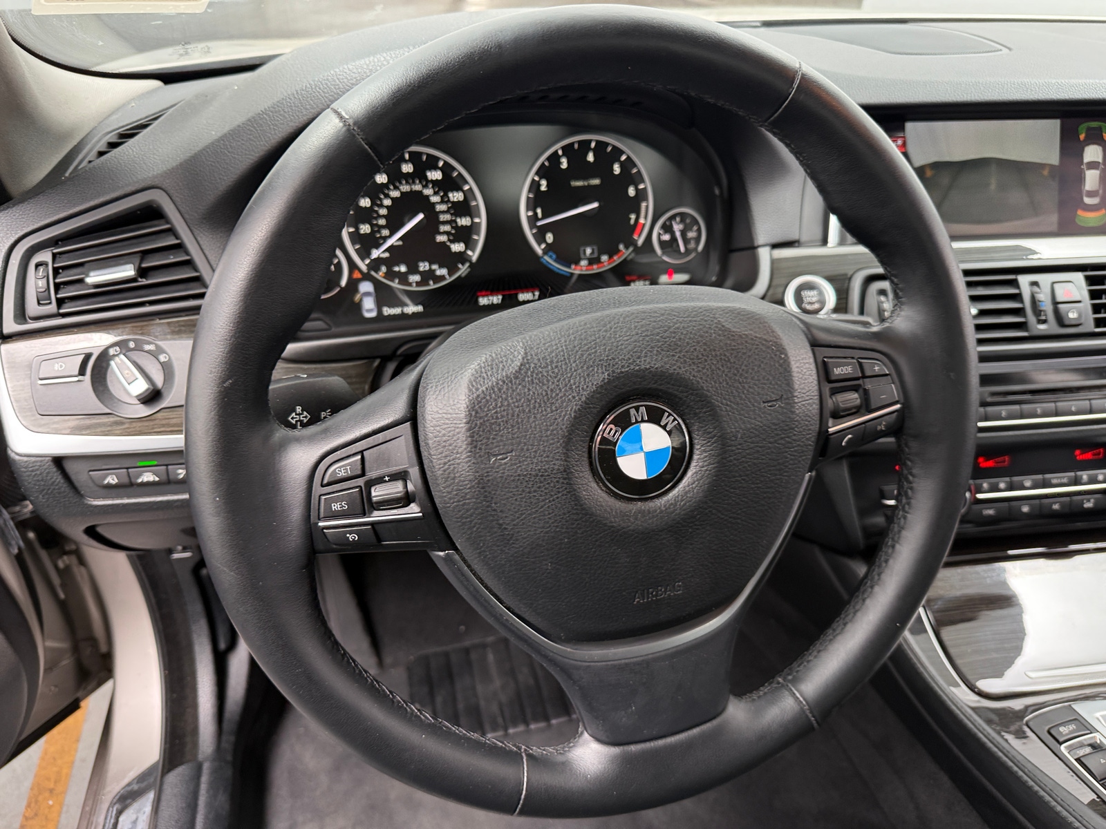 Thumbnail: 2015 BMW 5 Series - 4