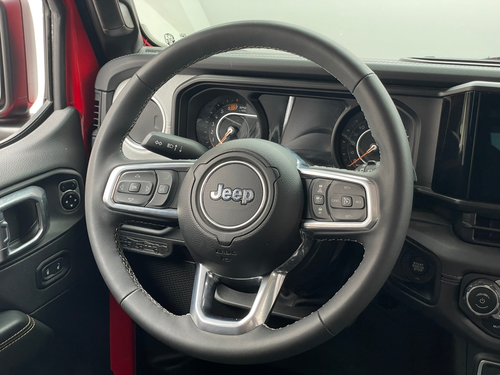 Thumbnail: 2025 Jeep Wrangler - 5