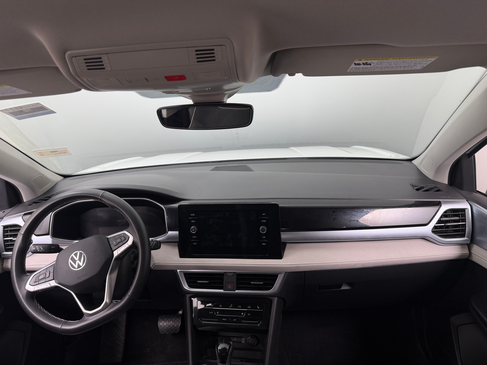 Thumbnail: 2025 Volkswagen Taos - 2