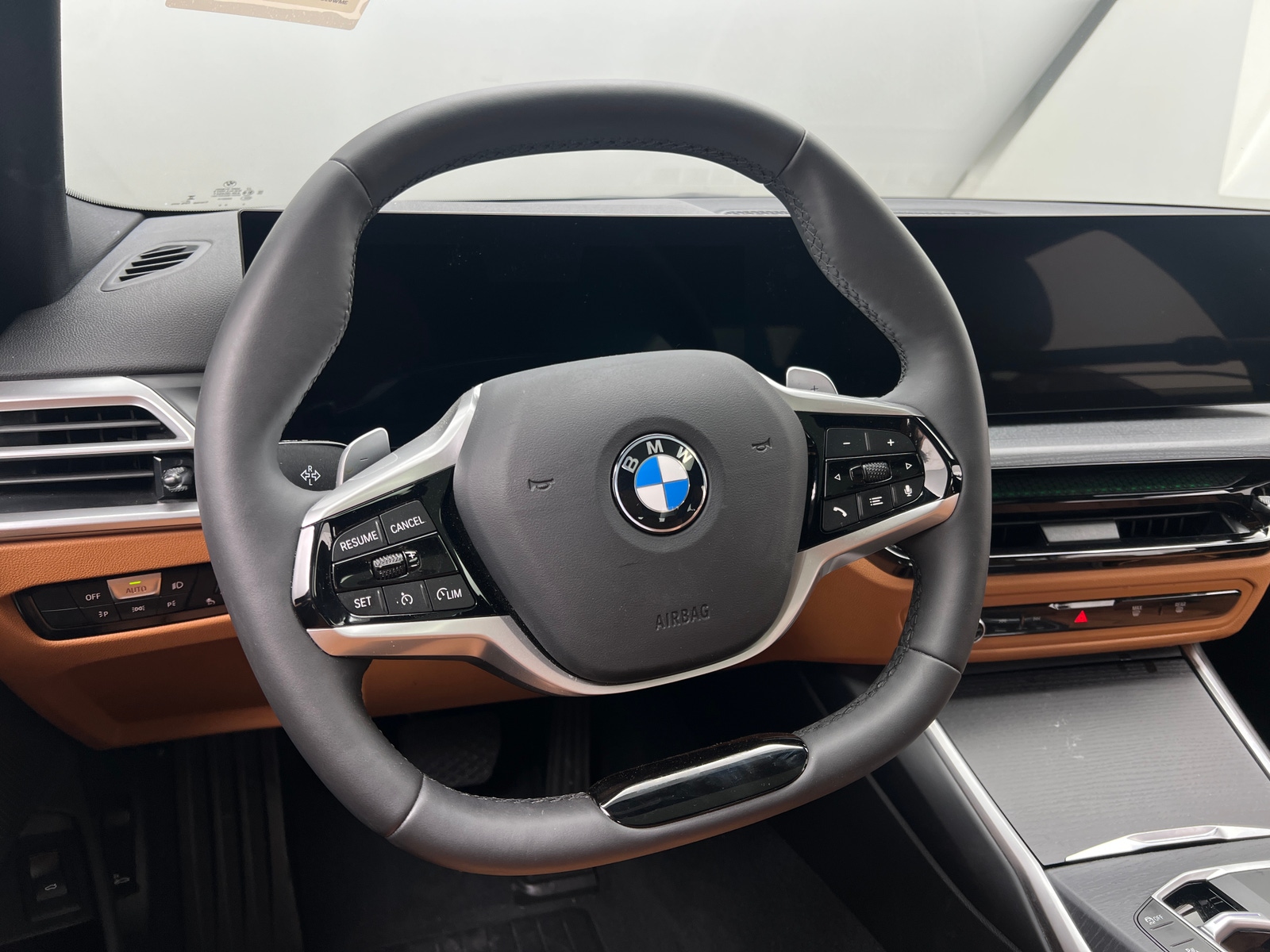 Thumbnail: 2026 BMW 3 Series - 4