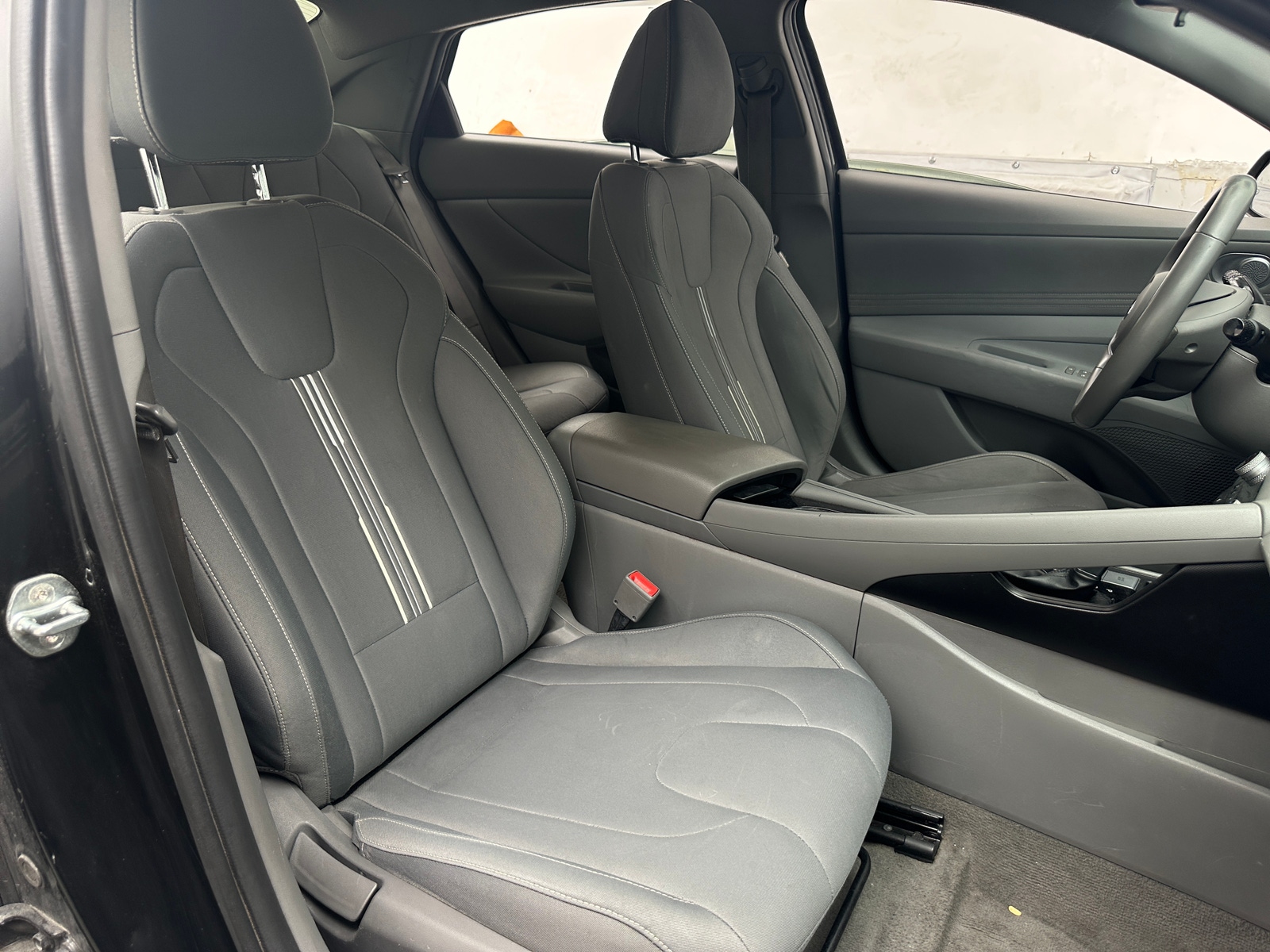 Thumbnail: 2023 Hyundai Elantra - 2