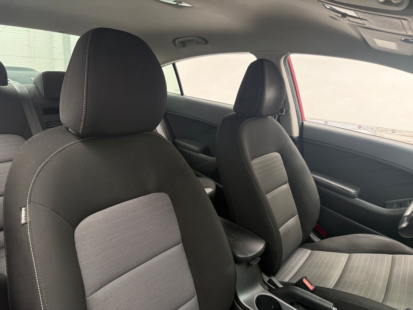 Thumbnail: 2016 Kia Forte - 2