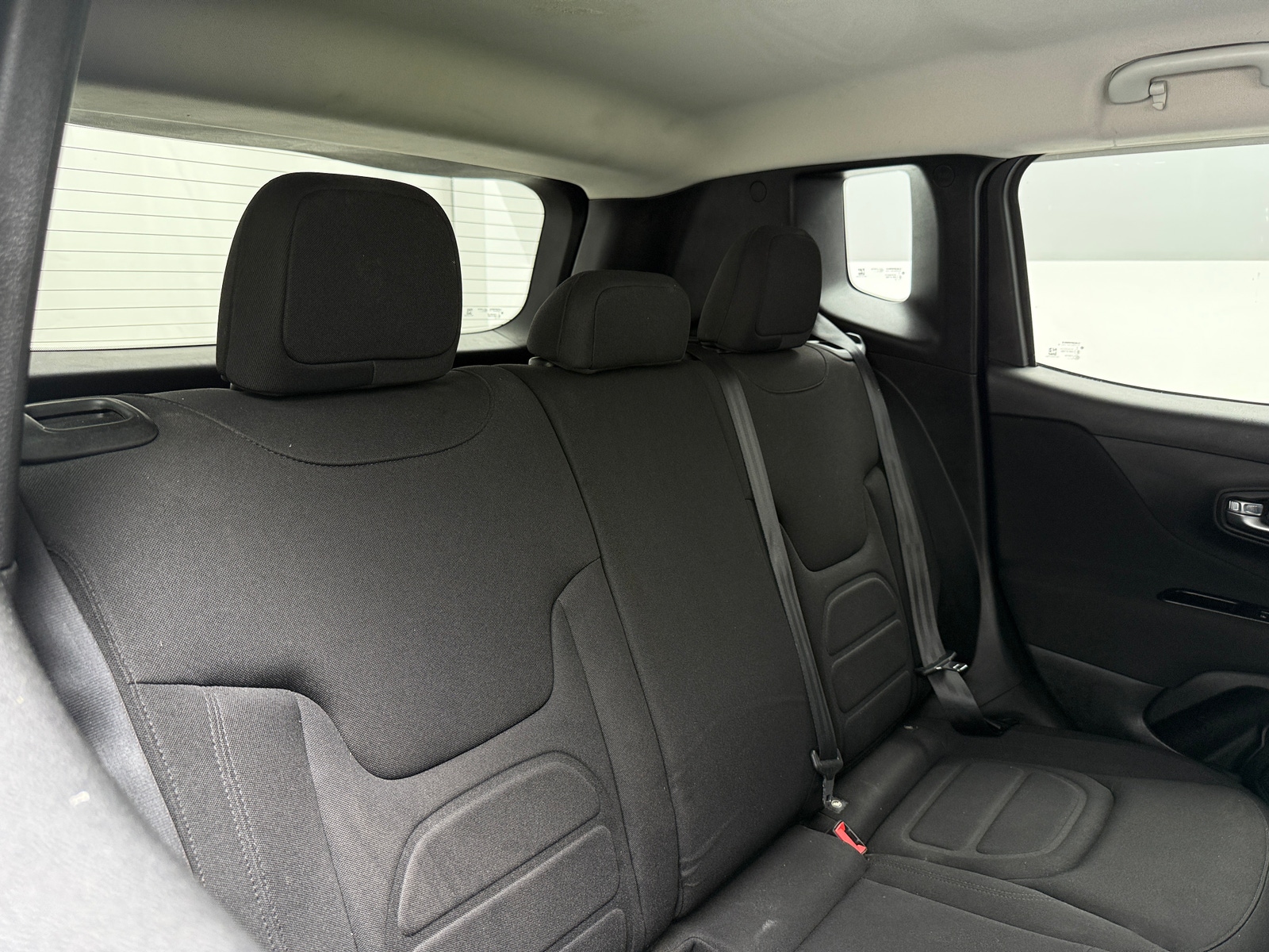 Thumbnail: 2021 Jeep Renegade - 6