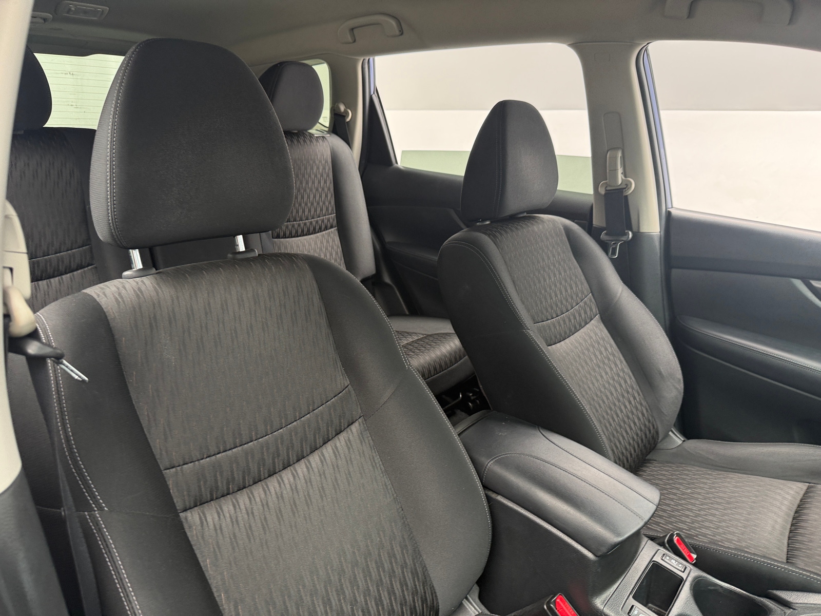 Thumbnail: 2019 Nissan Rogue - 2