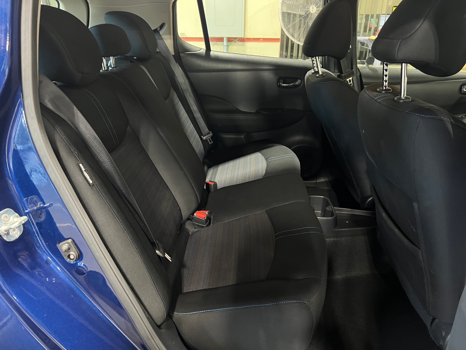 Thumbnail: 2023 Nissan Leaf - 6