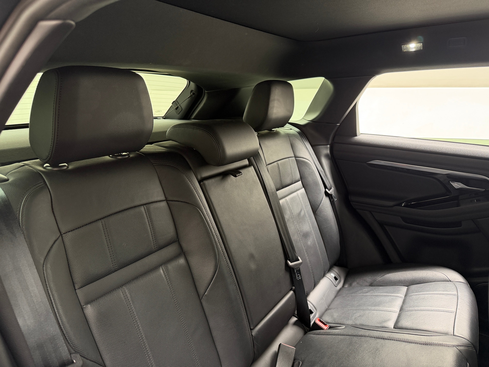 Thumbnail: 2022 Land Rover Range Rover Evoque - 5