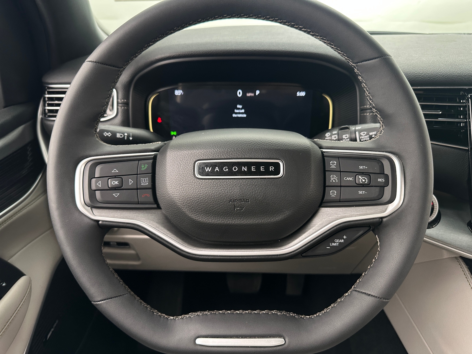 Thumbnail: 2025 Jeep Wagoneer - 4
