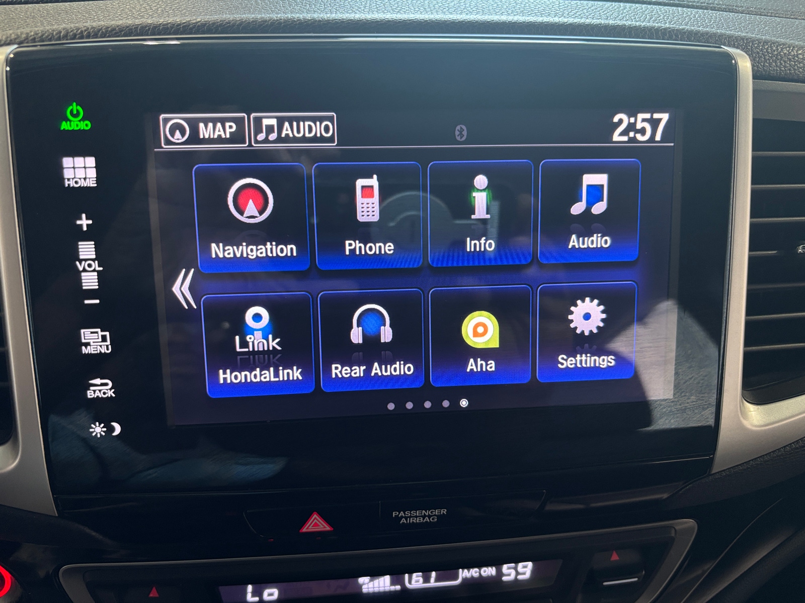 Thumbnail: 2016 Honda Pilot - 3