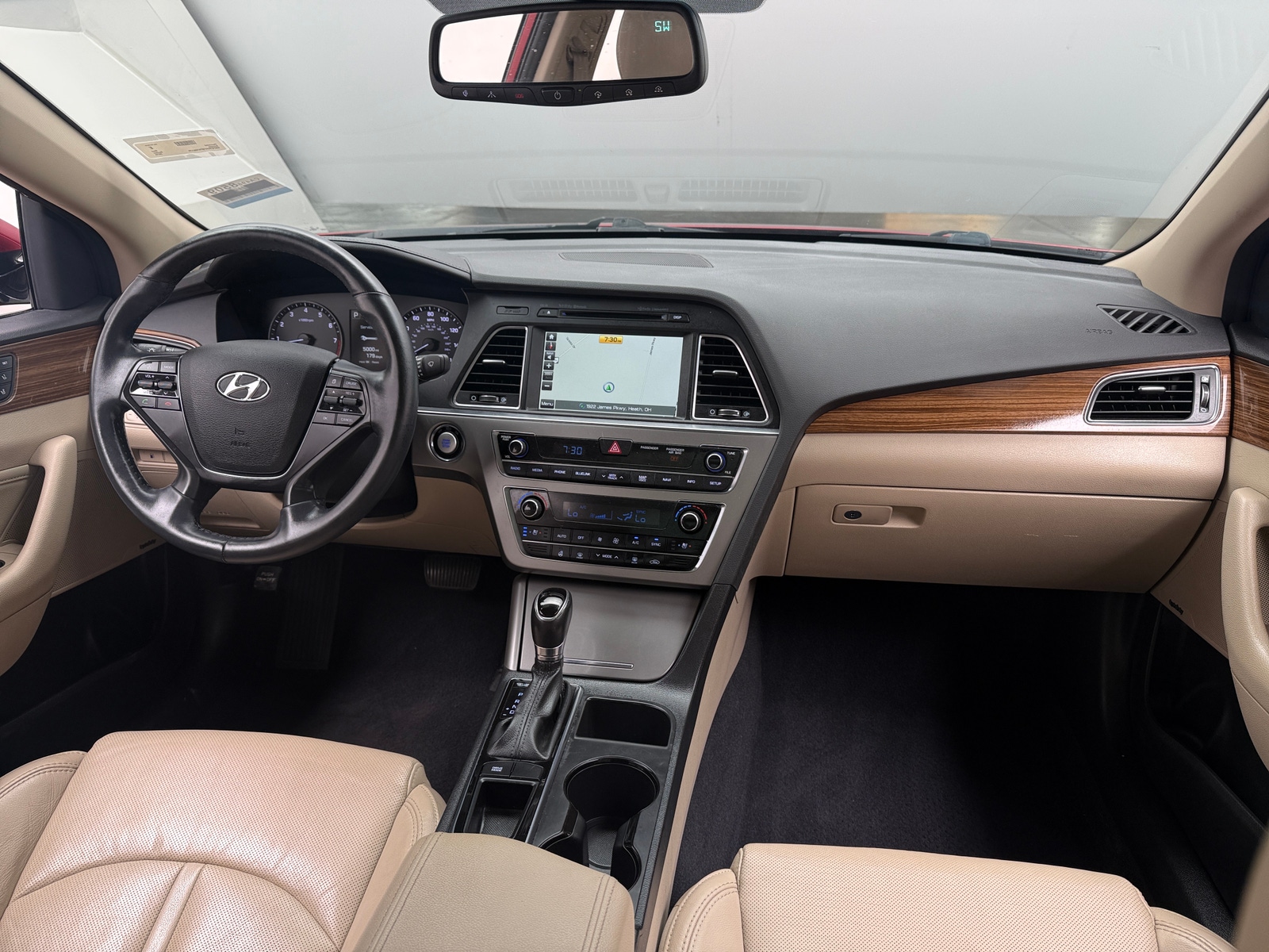 Thumbnail: 2015 Hyundai Sonata - 2