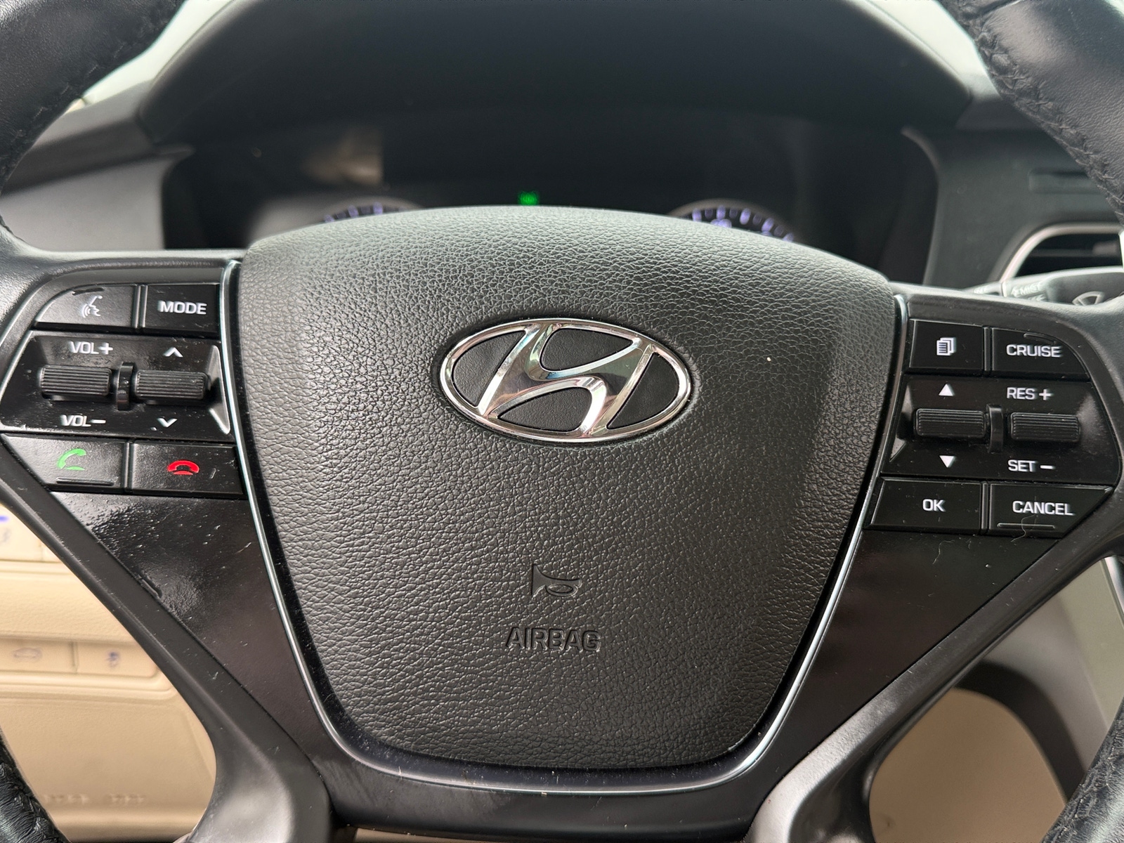 Thumbnail: 2015 Hyundai Sonata - 4