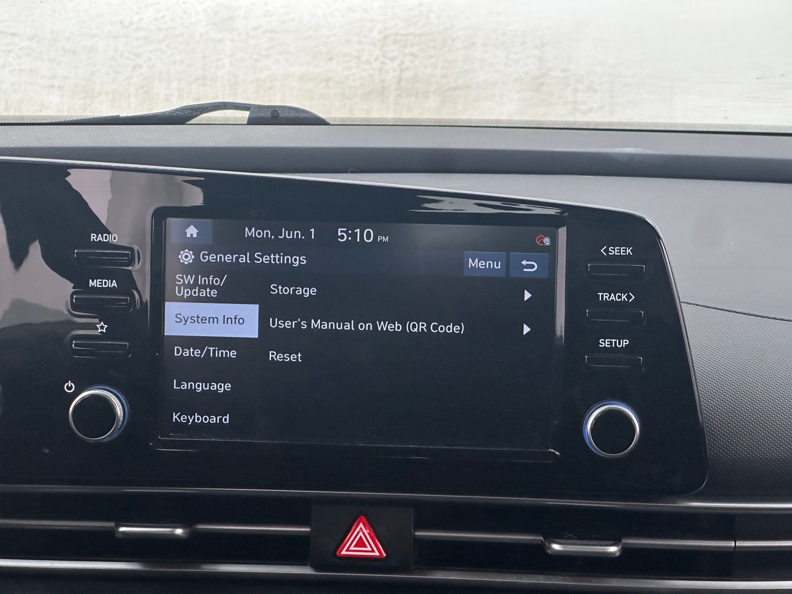Thumbnail: 2021 Hyundai Elantra - 4
