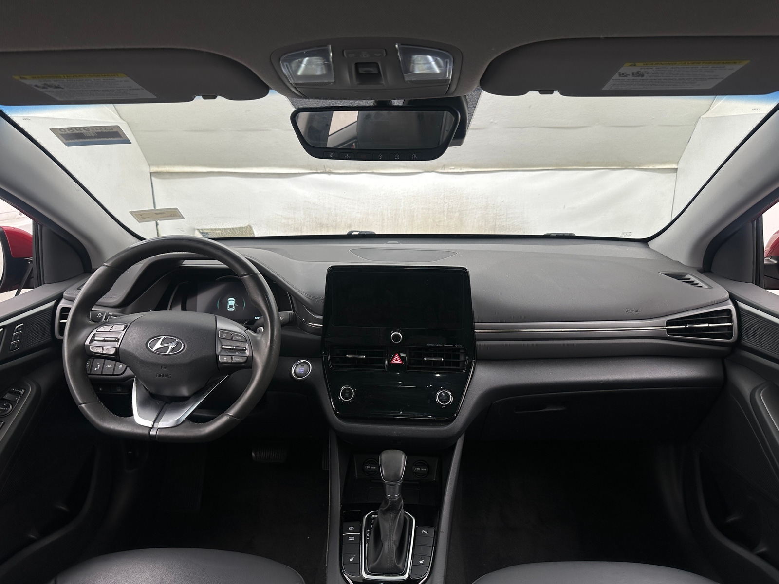 Thumbnail: 2022 Hyundai Ioniq - 2