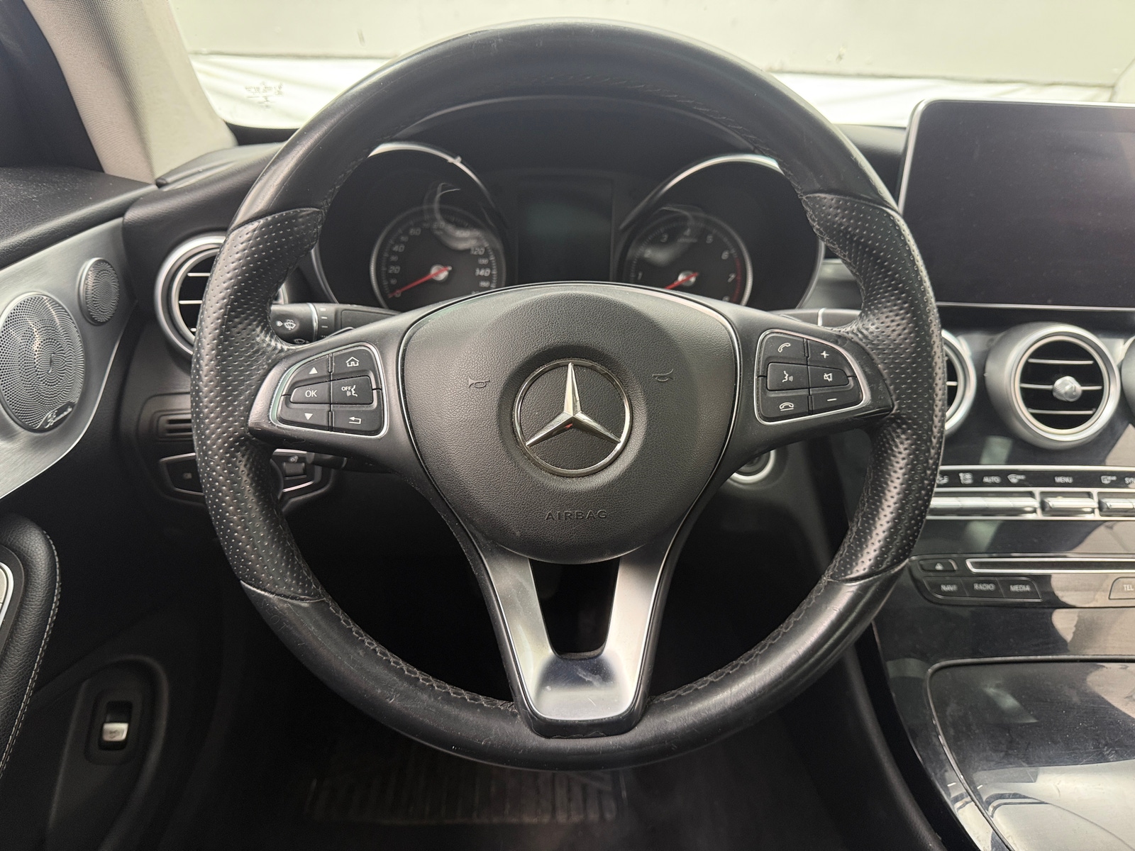 Thumbnail: 2017 Mercedes-Benz C-Class - 3