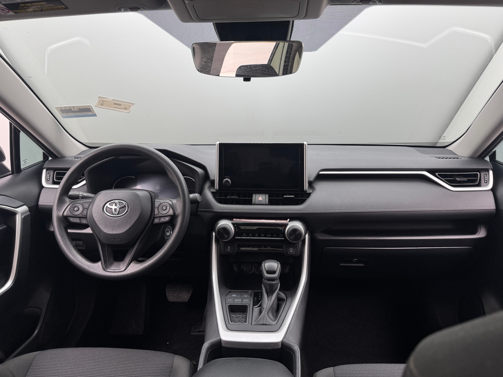 Thumbnail: 2025 Toyota RAV4 - 3