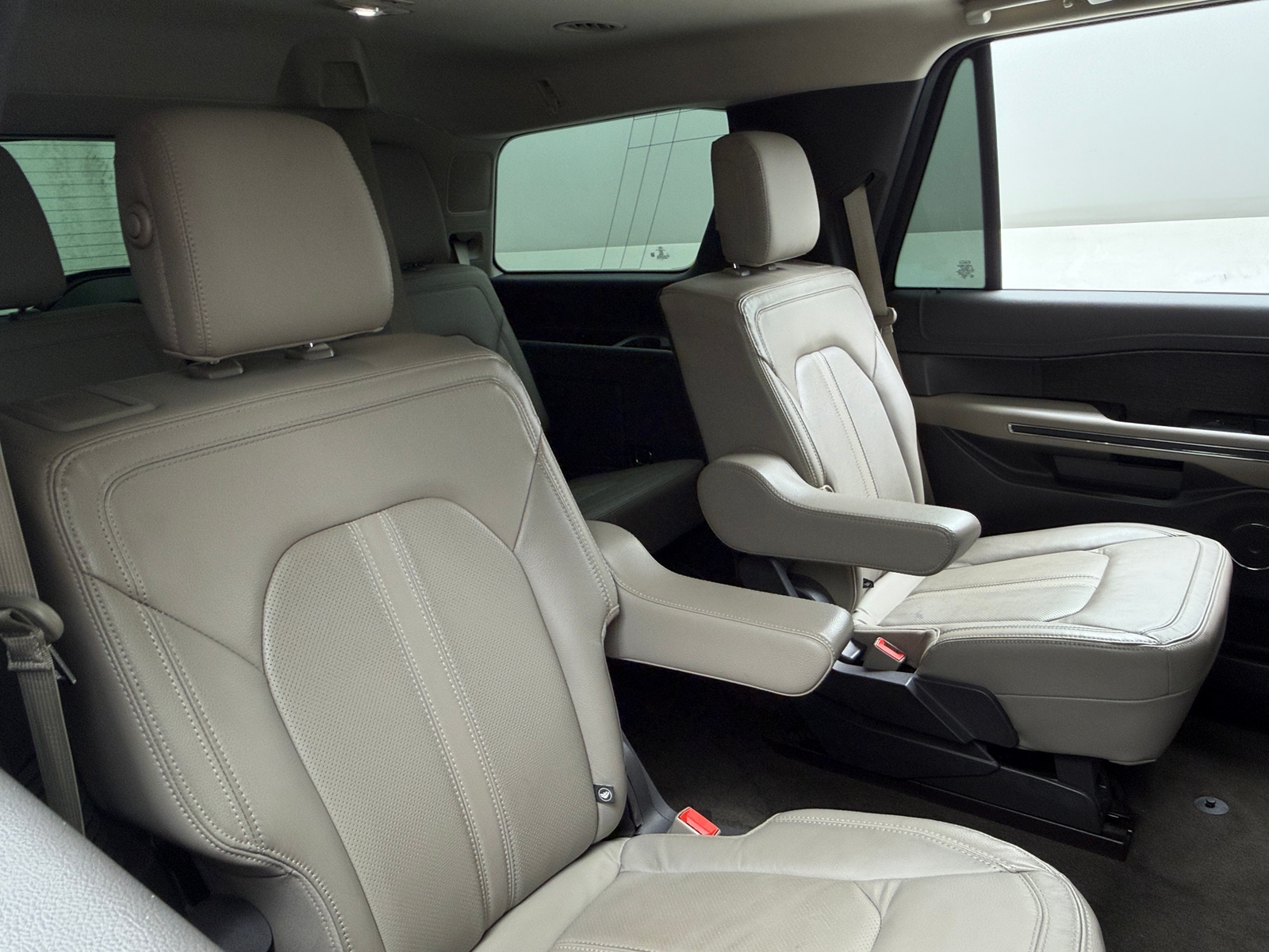 Thumbnail: 2020 Ford Expedition - 5