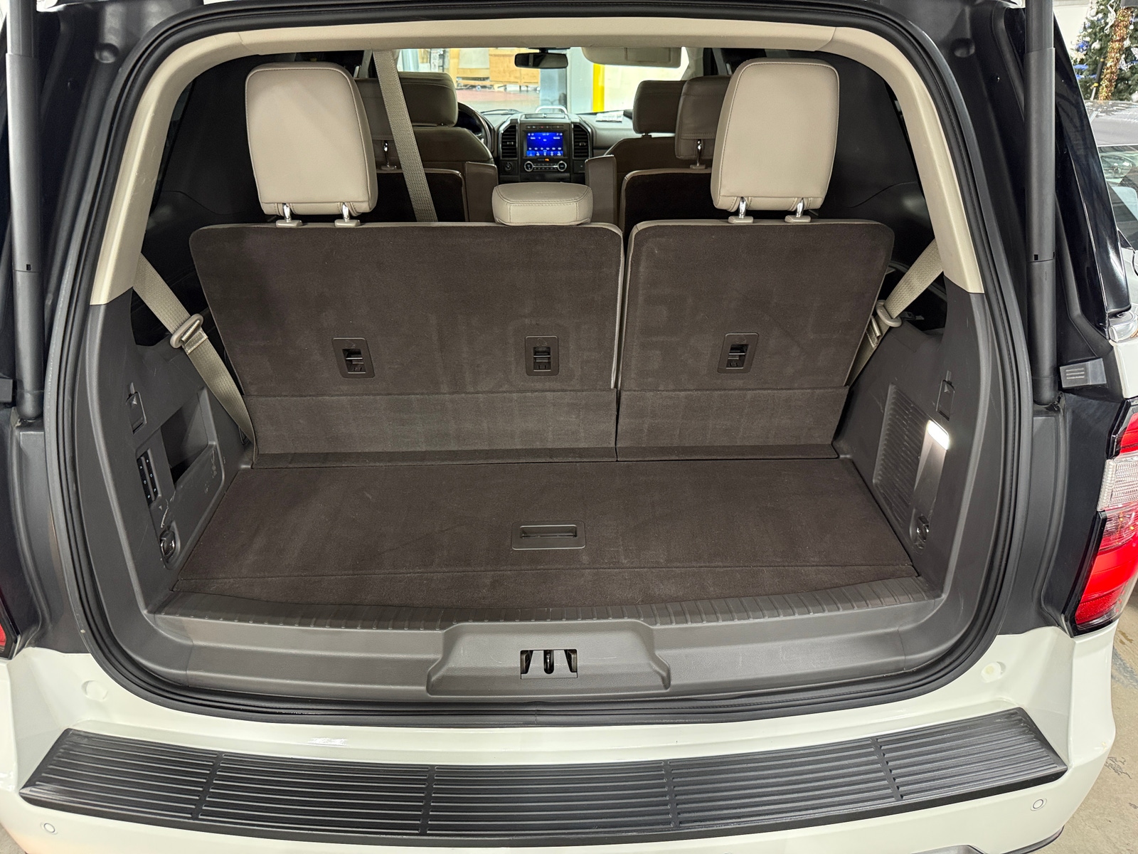 Thumbnail: 2020 Ford Expedition - 6