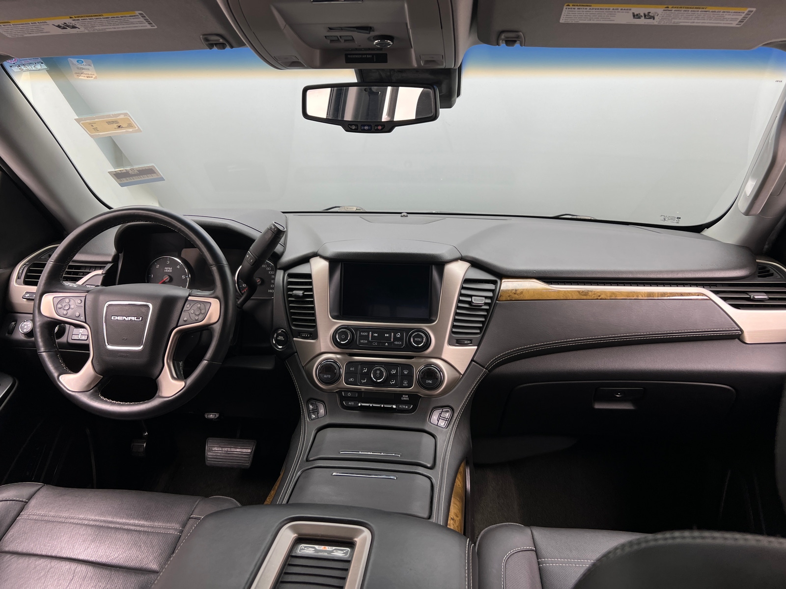 Thumbnail: 2017 GMC Yukon - 2