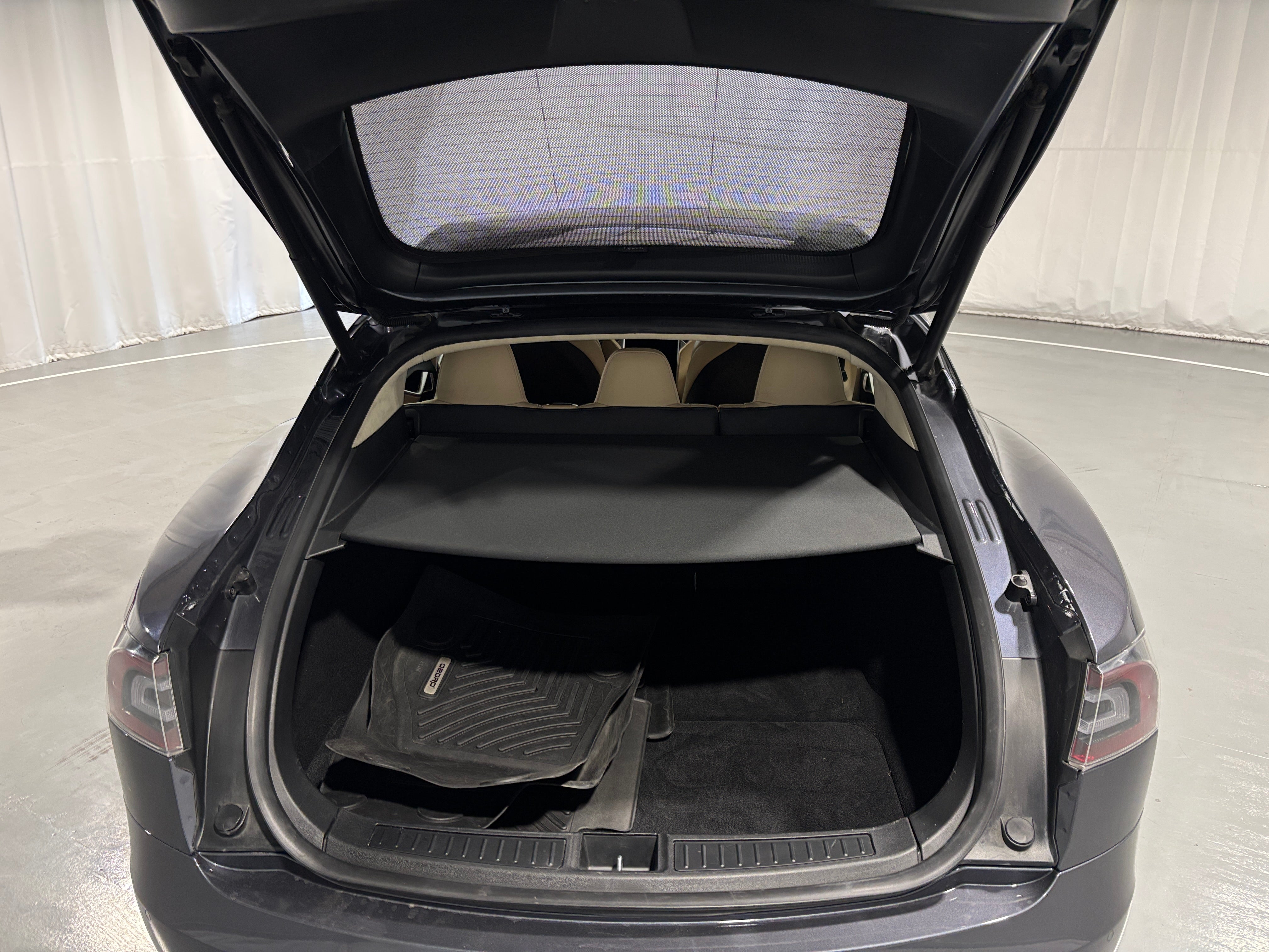 Used 2017 Tesla Model S 75D with VIN 5YJSA1E25HF191434 for sale in Oak Creek, WI
