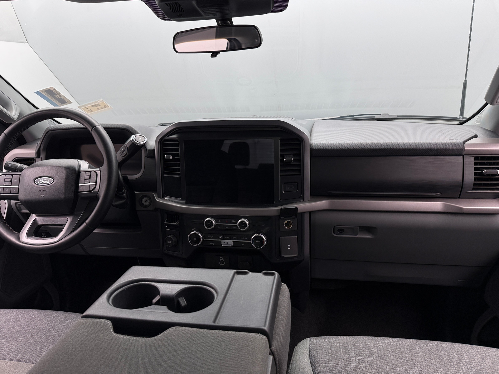 Thumbnail: 2025 Ford Econoline - 3