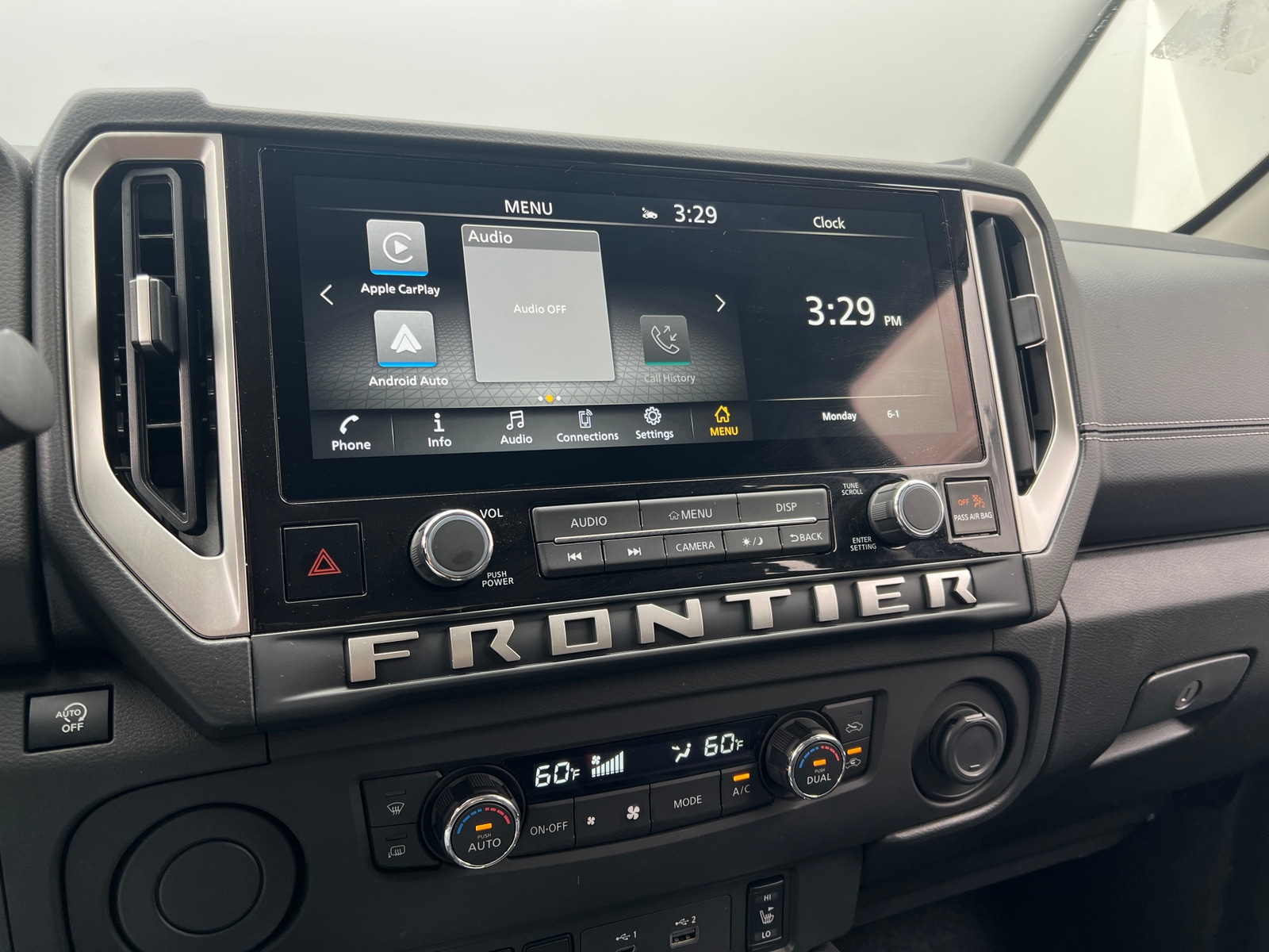 Thumbnail: 2025 Nissan Frontier - 4