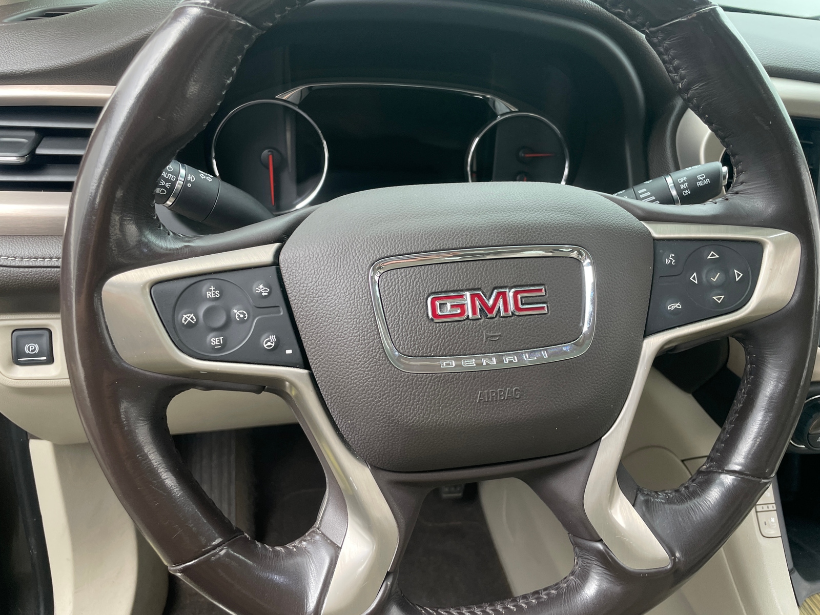 Thumbnail: 2019 GMC Acadia - 4