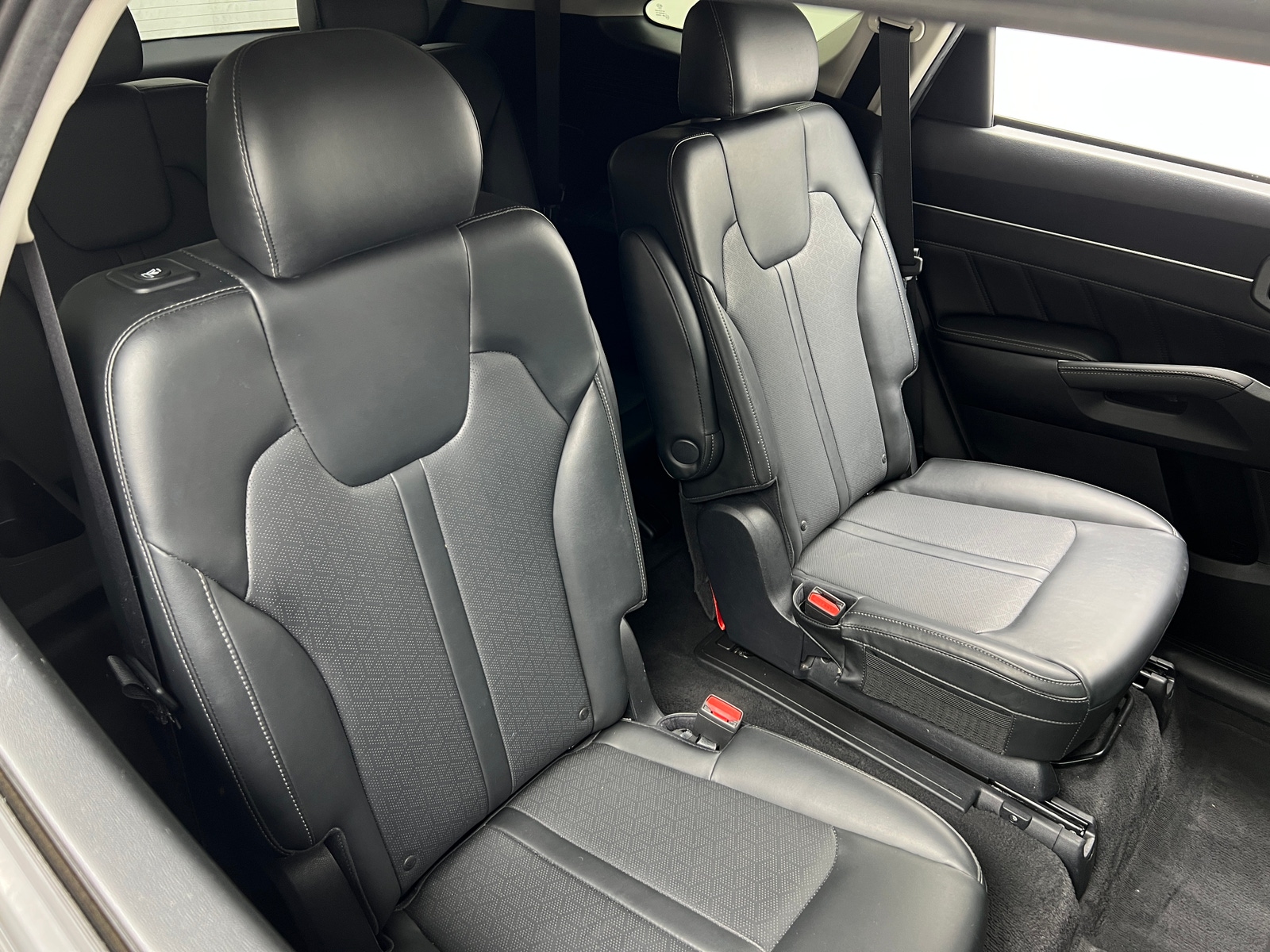 Thumbnail: 2021 Kia Sorento - 5