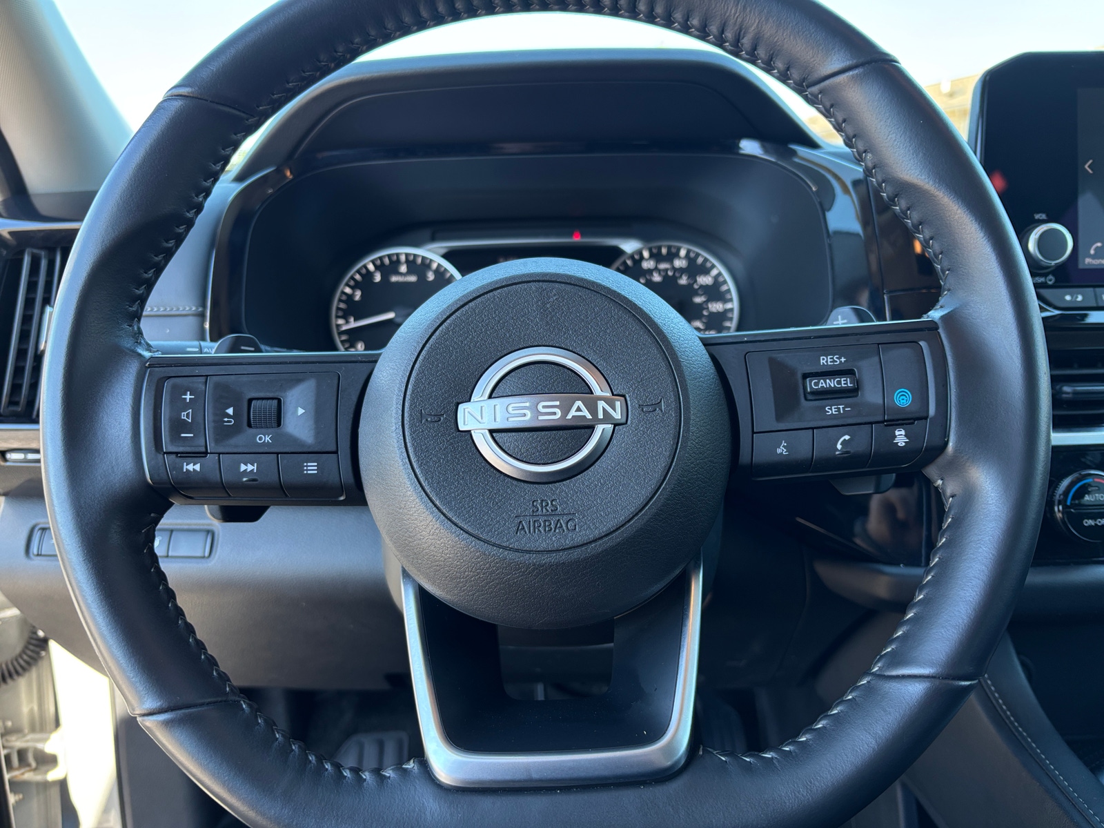 Thumbnail: 2025 Nissan Pathfinder - 5