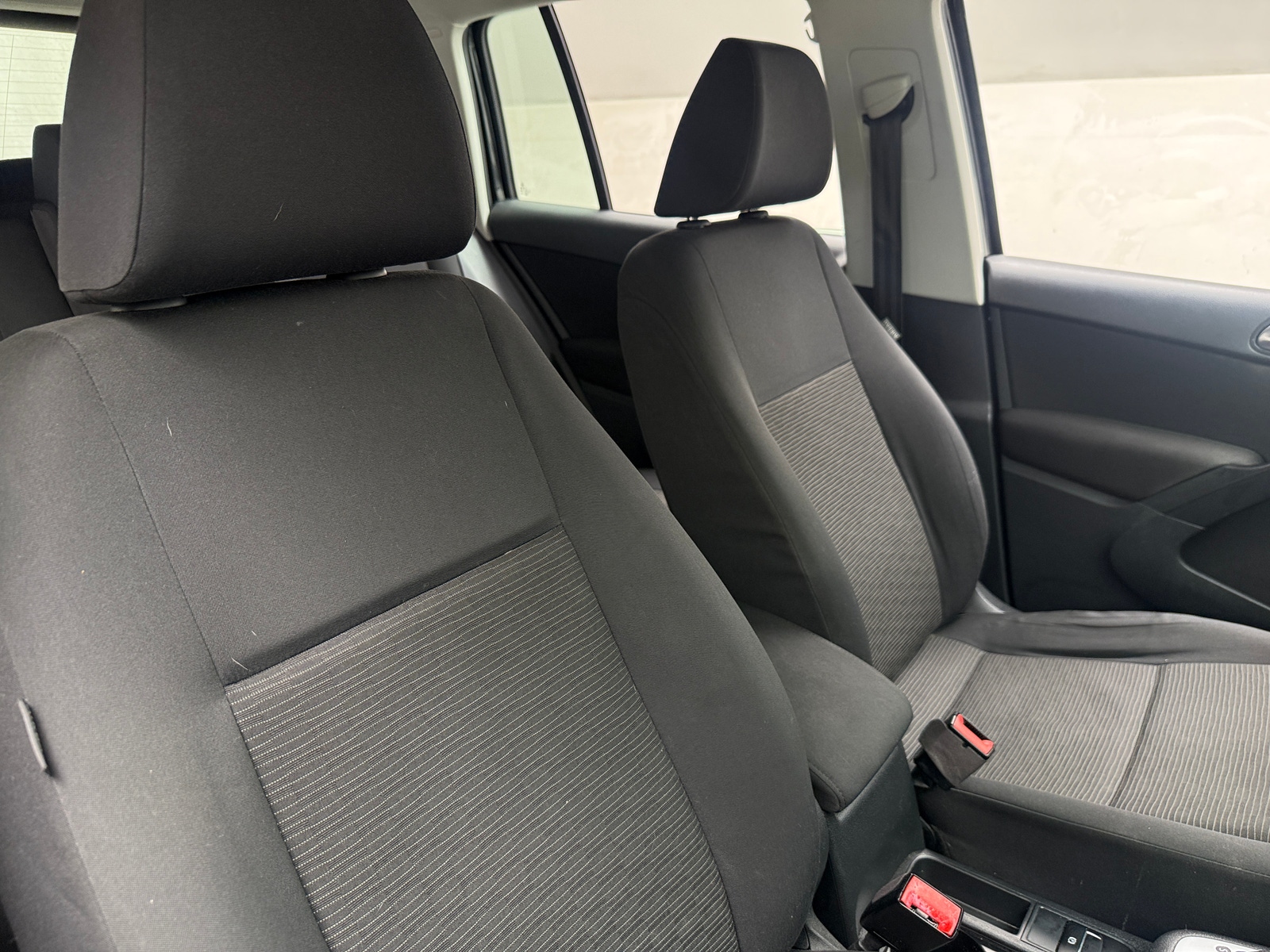 Thumbnail: 2017 Volkswagen Tiguan - 2