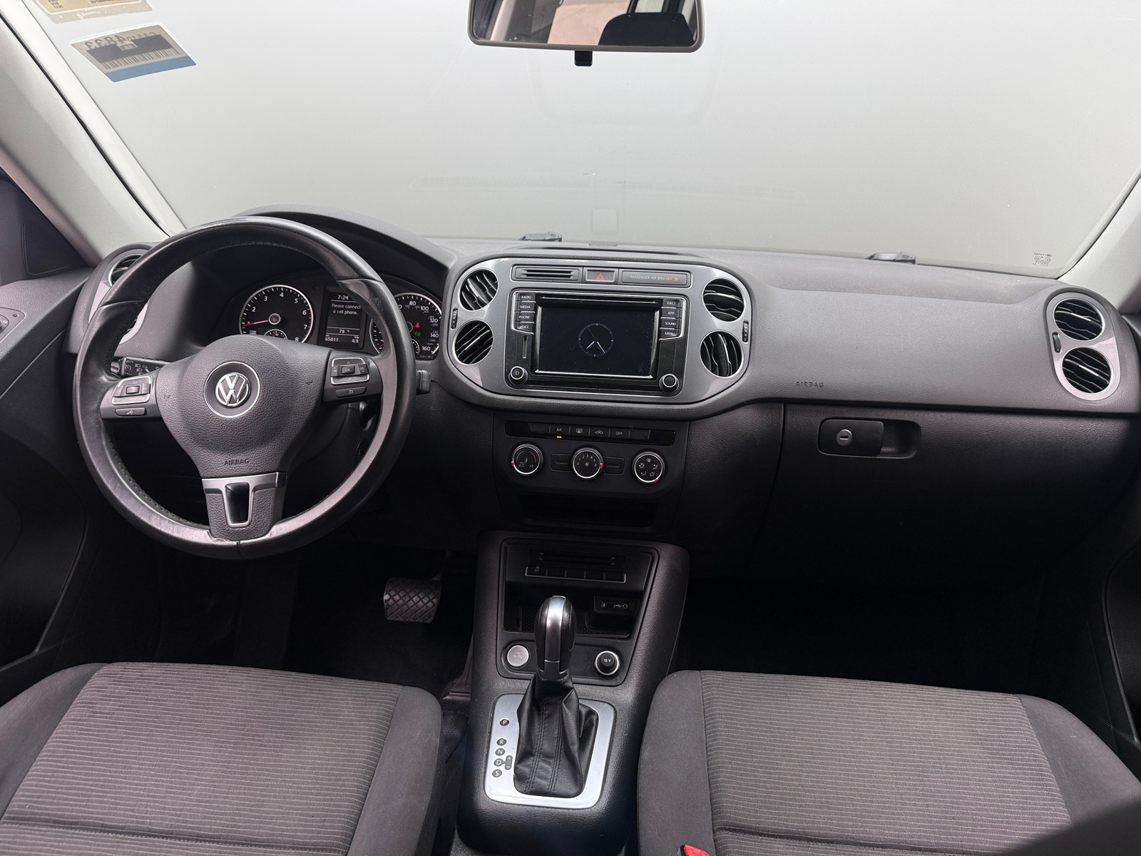 Thumbnail: 2017 Volkswagen Tiguan - 3