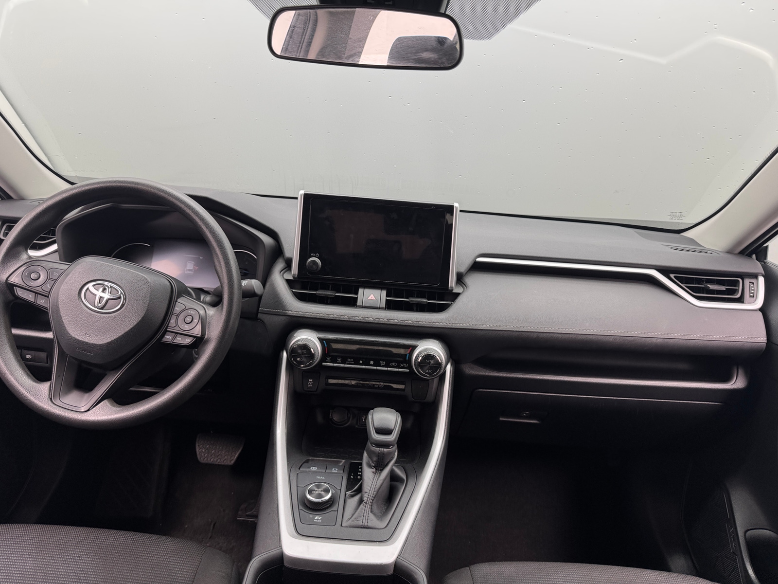 Thumbnail: 2023 Toyota RAV4 - 3