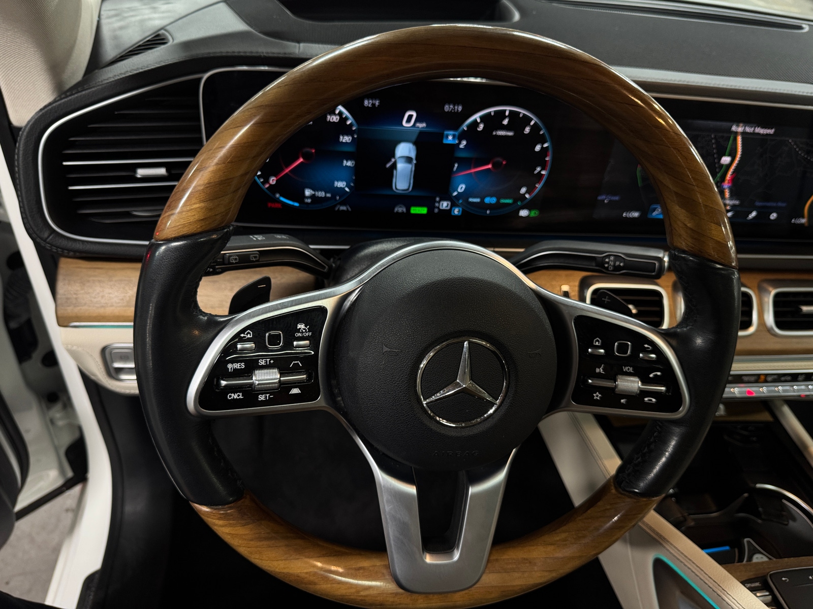 Thumbnail: 2022 Mercedes-Benz GLE - 4