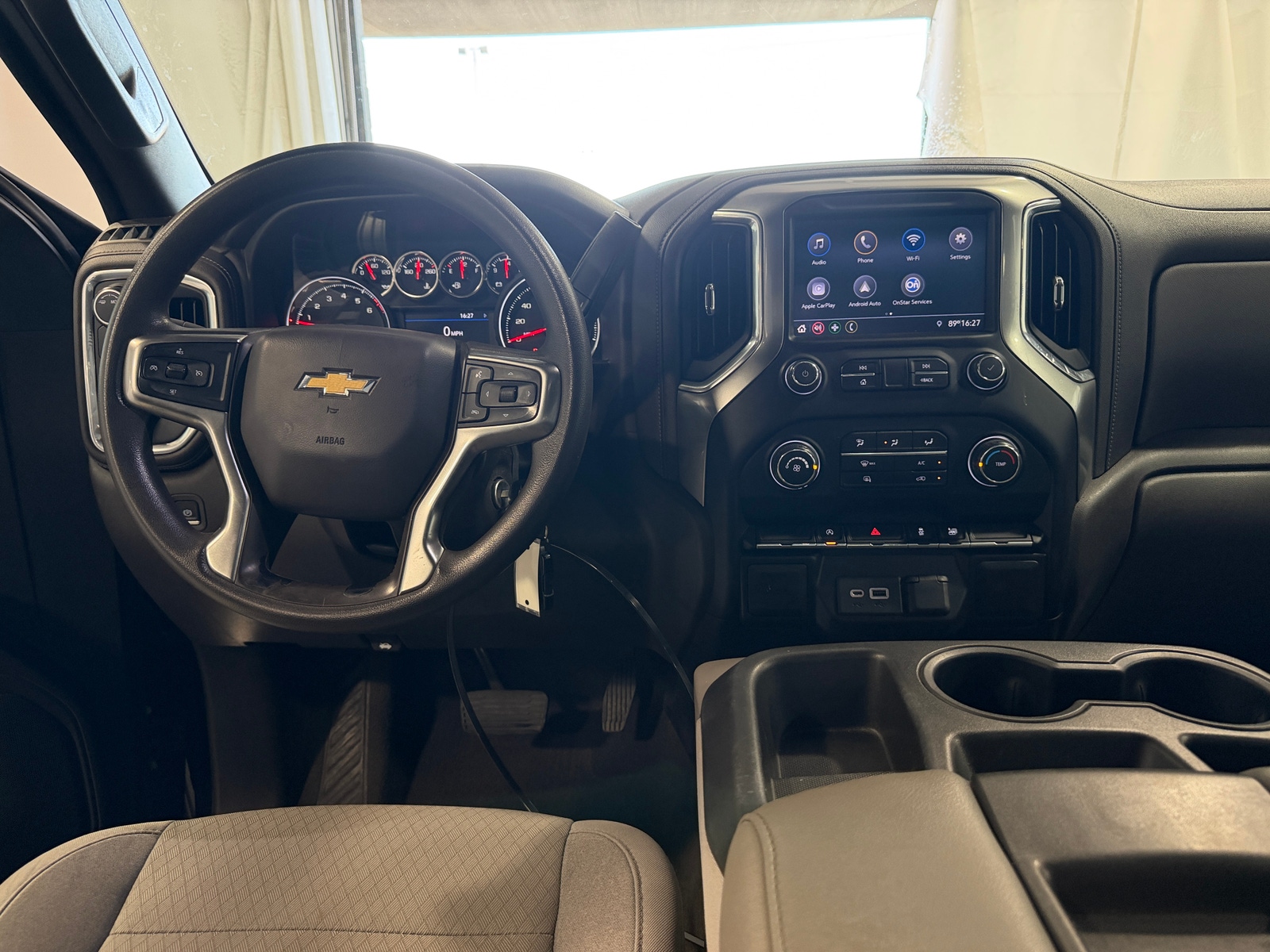Thumbnail: 2020 Chevrolet Silverado 1500 - 3