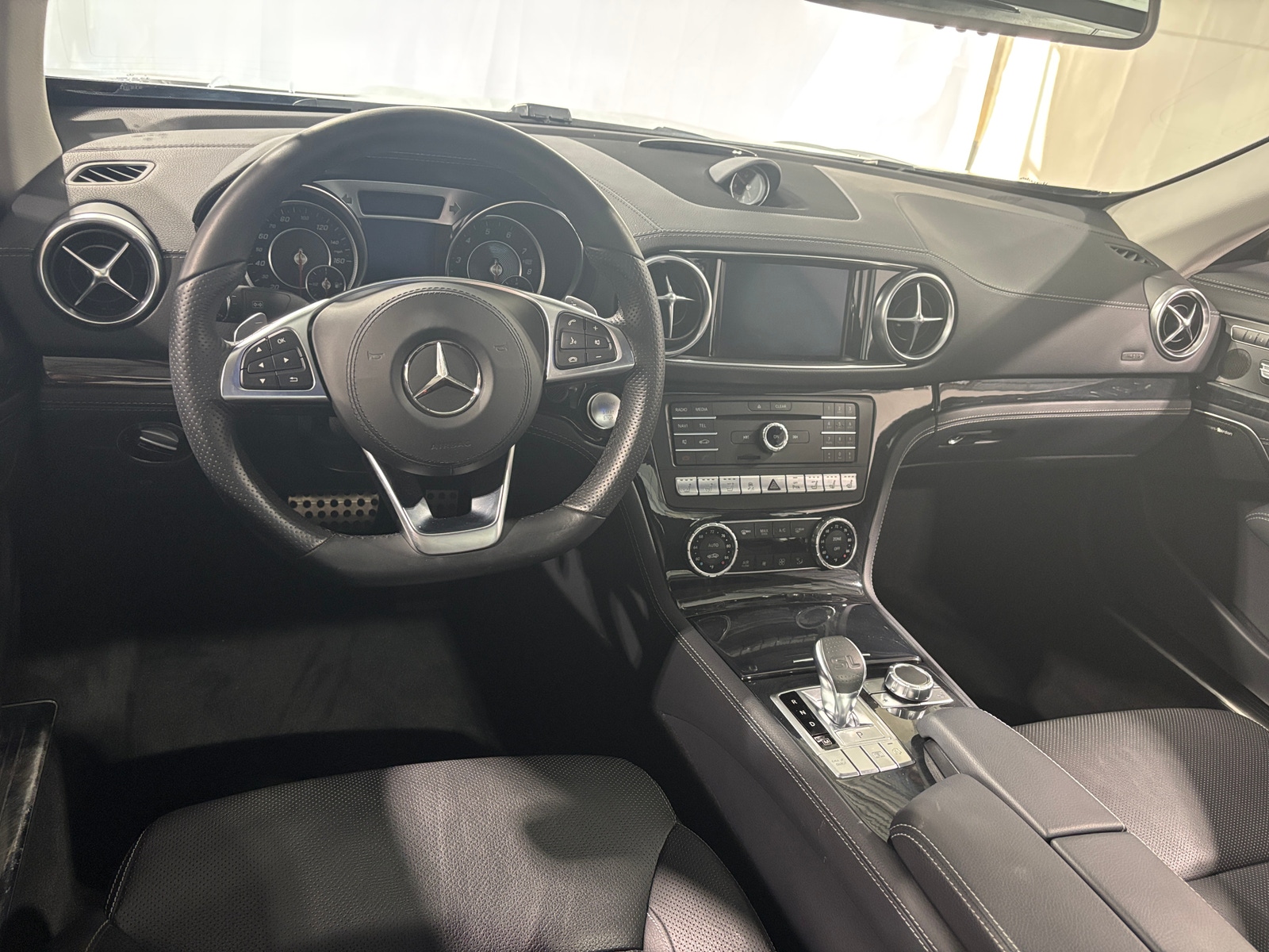 Thumbnail: 2020 Mercedes-Benz SL-Class - 2