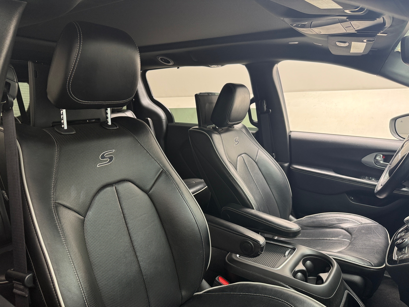 Thumbnail: 2020 Chrysler Pacifica - 2