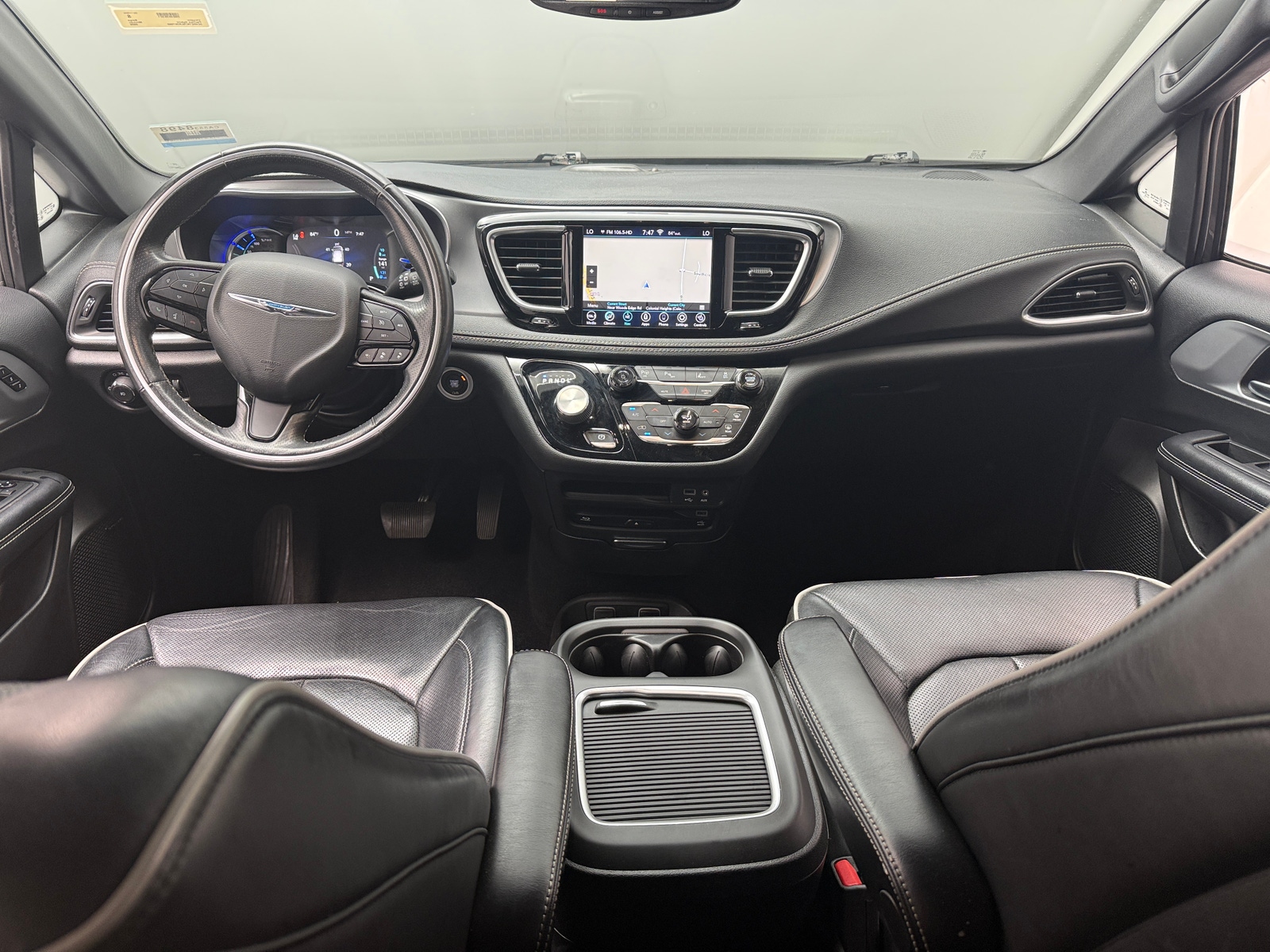 Thumbnail: 2020 Chrysler Pacifica - 3