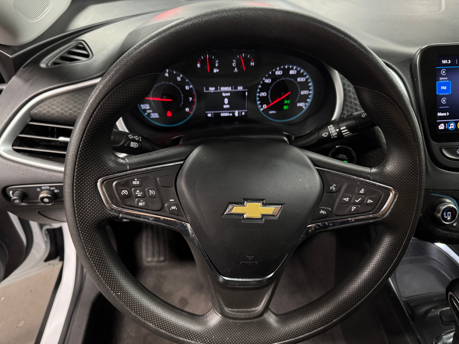 Thumbnail: 2023 Chevrolet Malibu - 5