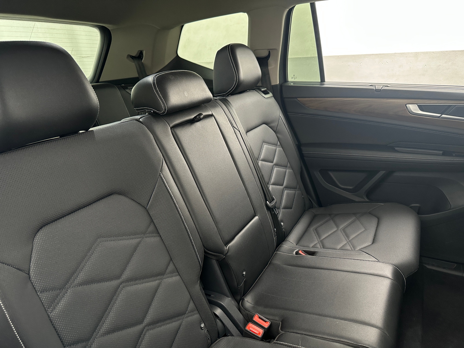 Thumbnail: 2025 Volkswagen Atlas - 5