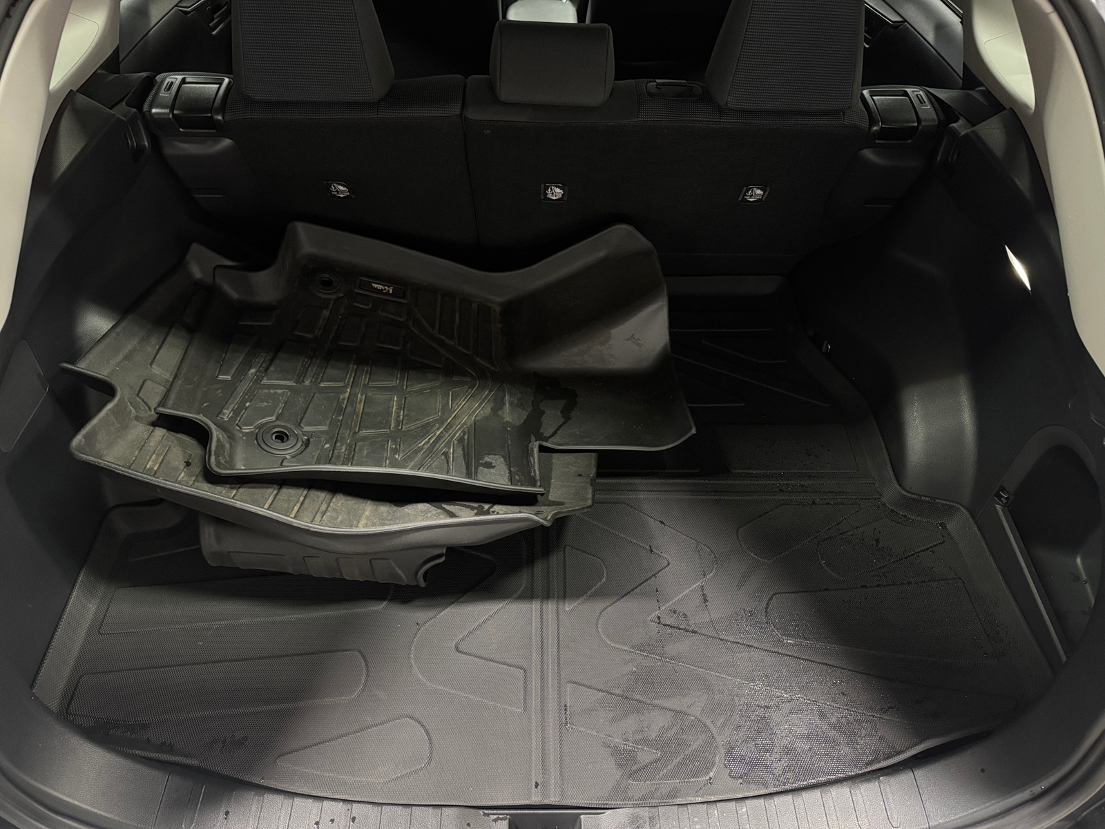 Thumbnail: 2025 Toyota RAV4 - 7