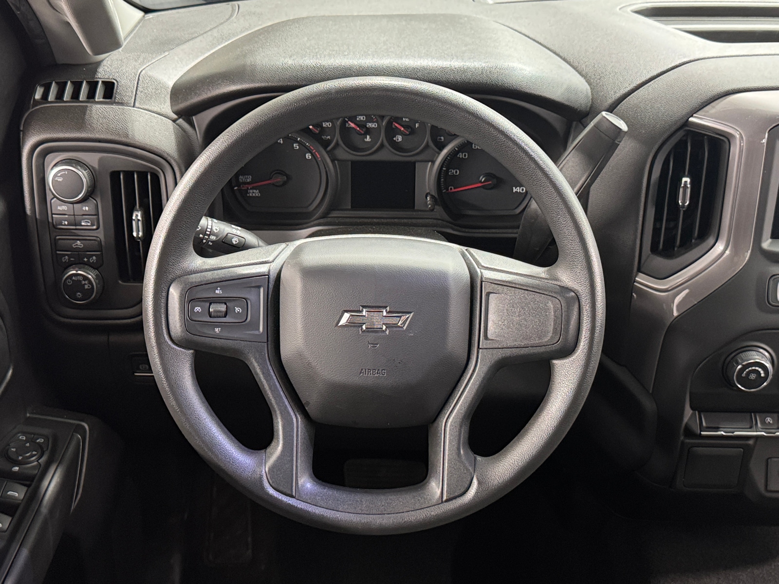 Thumbnail: 2022 Chevrolet Silverado 1500 - 5