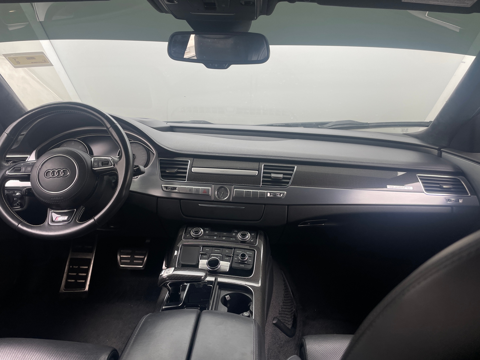 Thumbnail: 2017 Audi S8 - 2