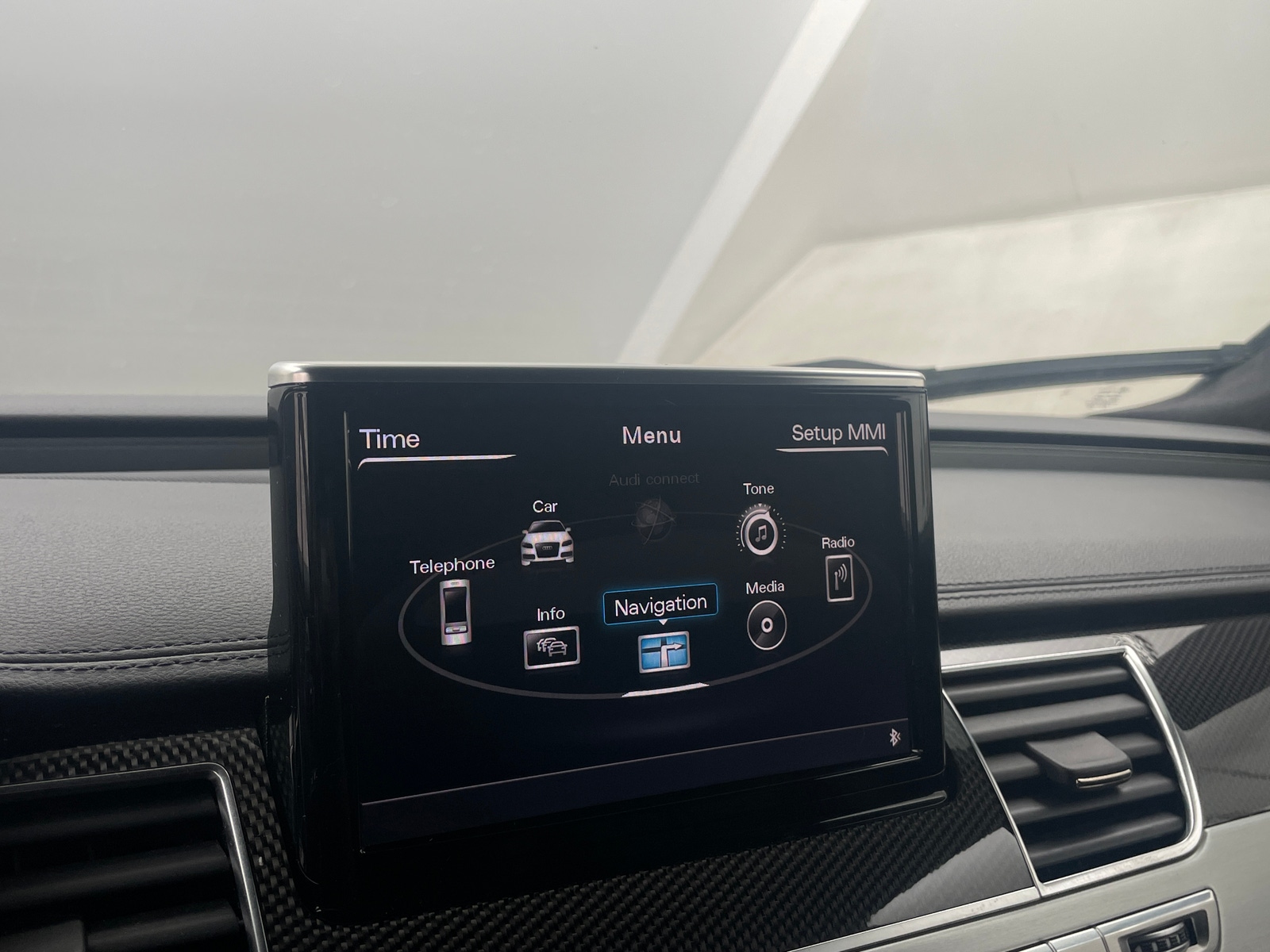 Thumbnail: 2017 Audi S8 - 3